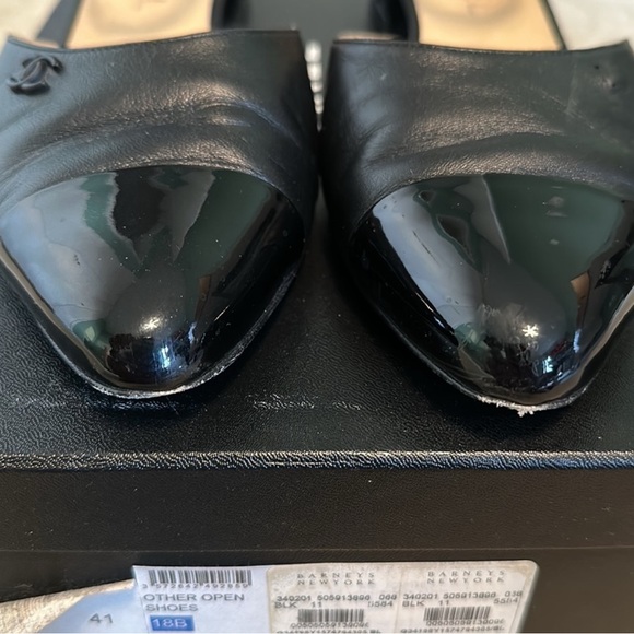 CHANEL Black Leather Flats with Glossy Toe Cap - Picture 8 of 9